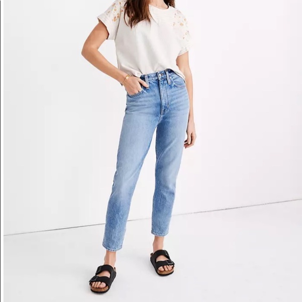 Madewell Momjeans in Melva wash